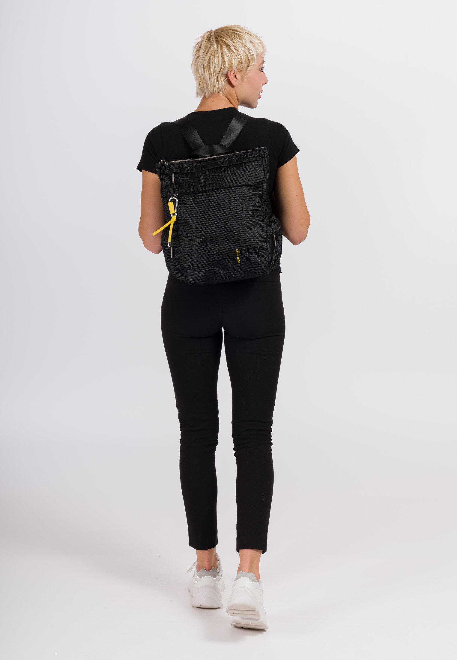 Suri Frey SFY Jancy 14754 - Zaino Donna In Tessuto Sintetico Effetto Neoprene - Tinta Unita, Leggero, Con Tracolla Regolabile