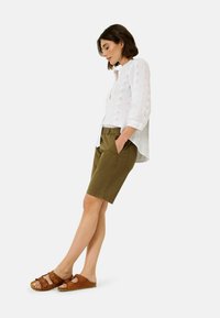 BRAX STYLE MEL - Shorts - khaki
