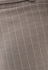 Niet geselecteerd, beige melange