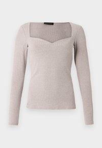 Nevybrané, light brown