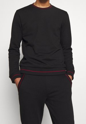 Longsleeve - black