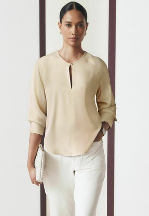 Next, REGULAR FIT - LONG SLEEVE V-NECK OVERHEAD BLOUSE . - Blouse - ecru