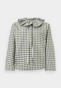 Koszula w zielono-białą kratę w stylu gingham z falbankowym kołnierzykiem i sznurkiem przy szyi. Długie rękawy, bawełniany materiał, prosty krój.