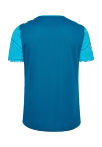 Teal sportshirt met korte mouwen, ronde halslijn en contrasterende lichtblauwe mouwen. Glad oppervlak, minimale merkvermelding op de achterkant.