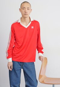 adidas Originals Polo - better scarlet