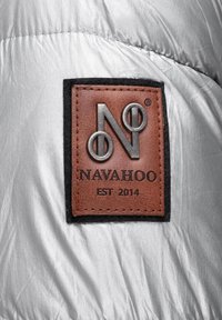 Navahoo TIKUNAA - Zimska jakna - silver