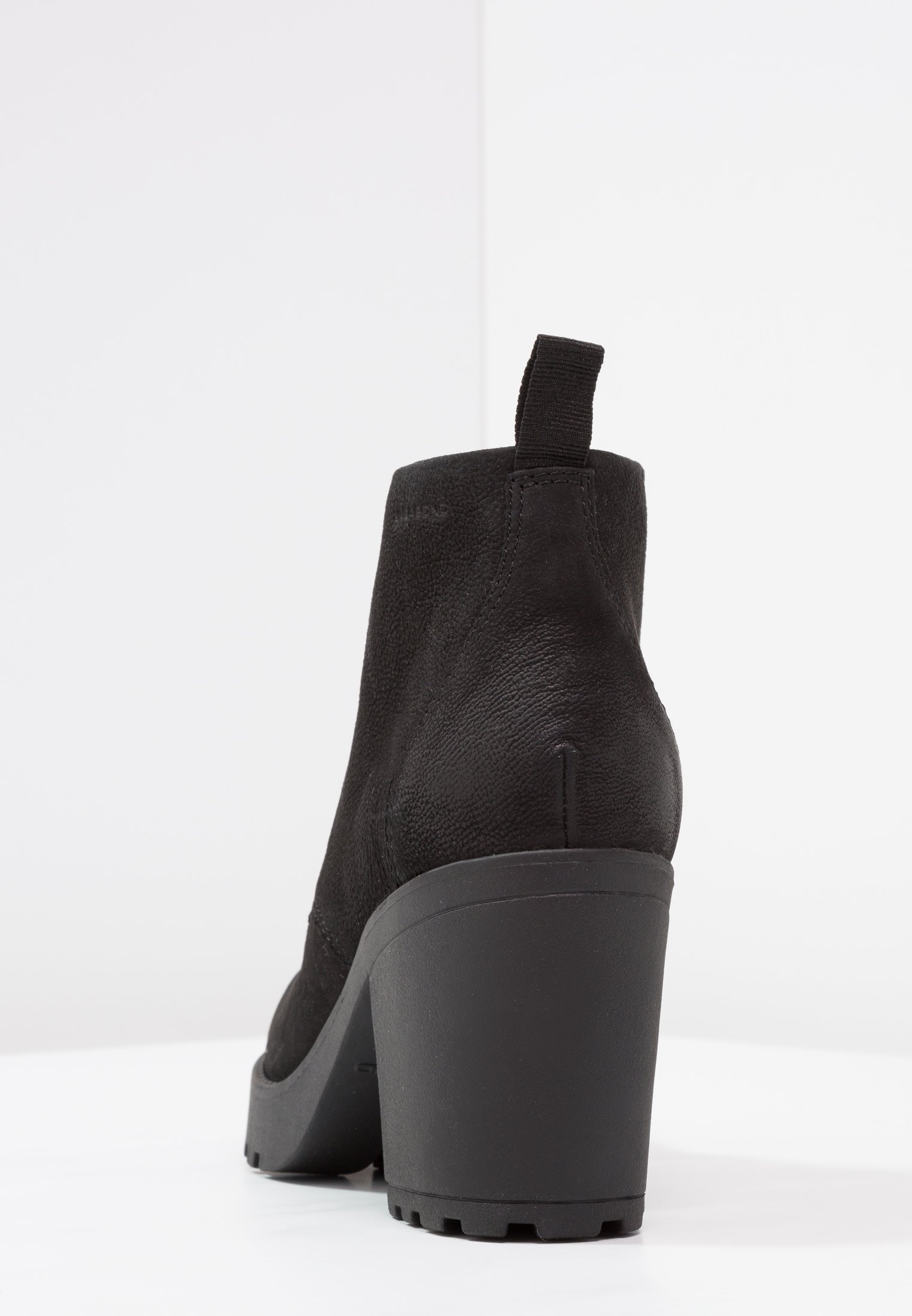 vagabond grace ankle boot