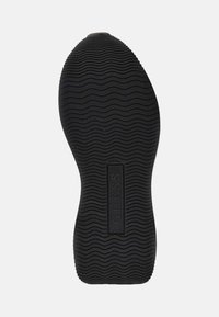 Guess CAMRIO 4G- UND PEONY-LOGO - Sneakers basse - mehrfarbig schwarz