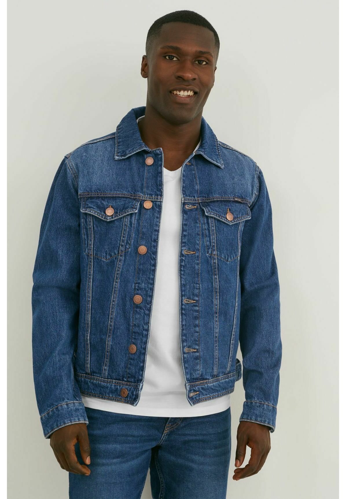 Denim jackets for men from top brands 
