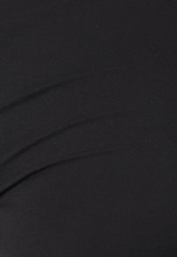 Gina Tricot SOFT TOUCH CROPPED TOP - Top dugih rukava - black