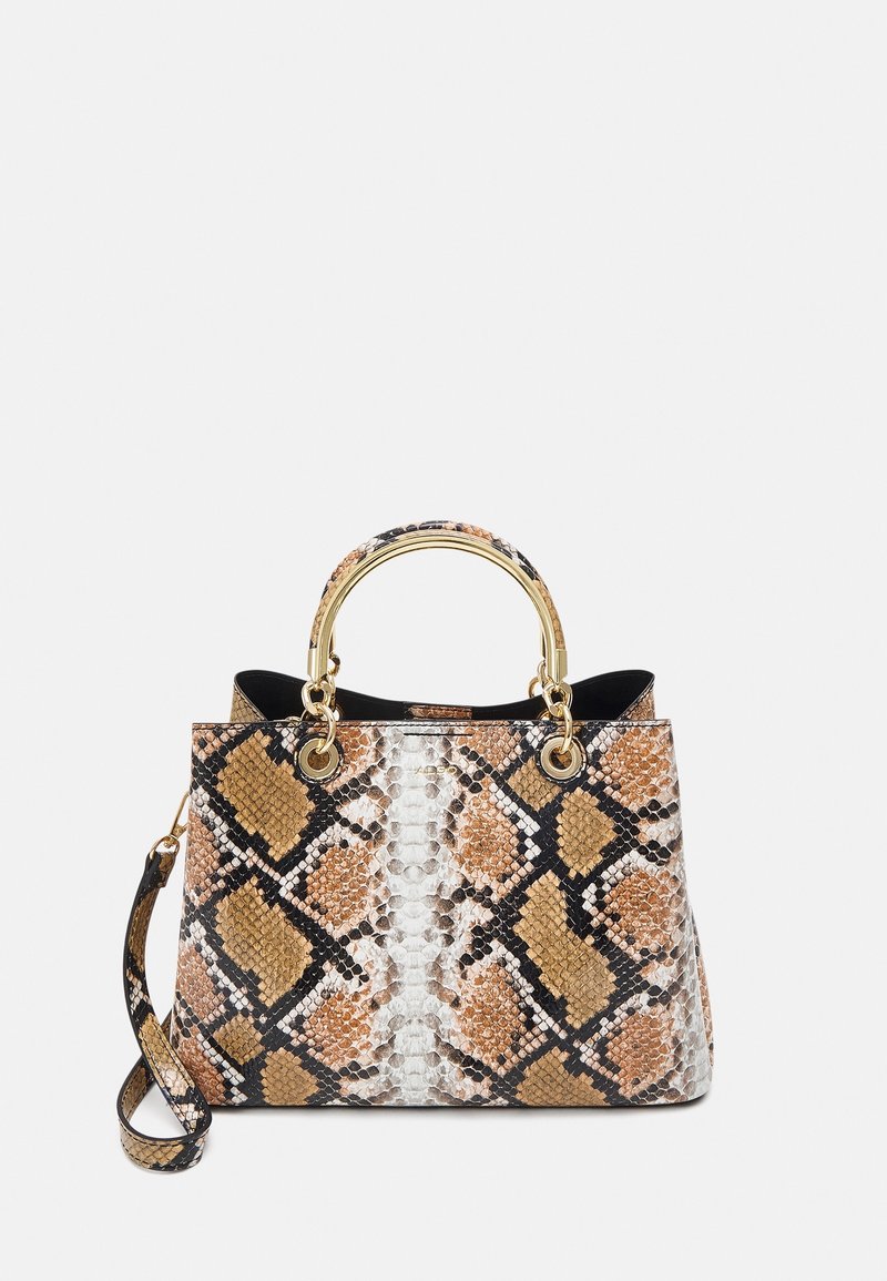 Sac à main en cuir façon peau de serpent marron et beige avec une poignée en métal doré, forme rectangulaire, et une bandoulière amovible. Texture lisse.