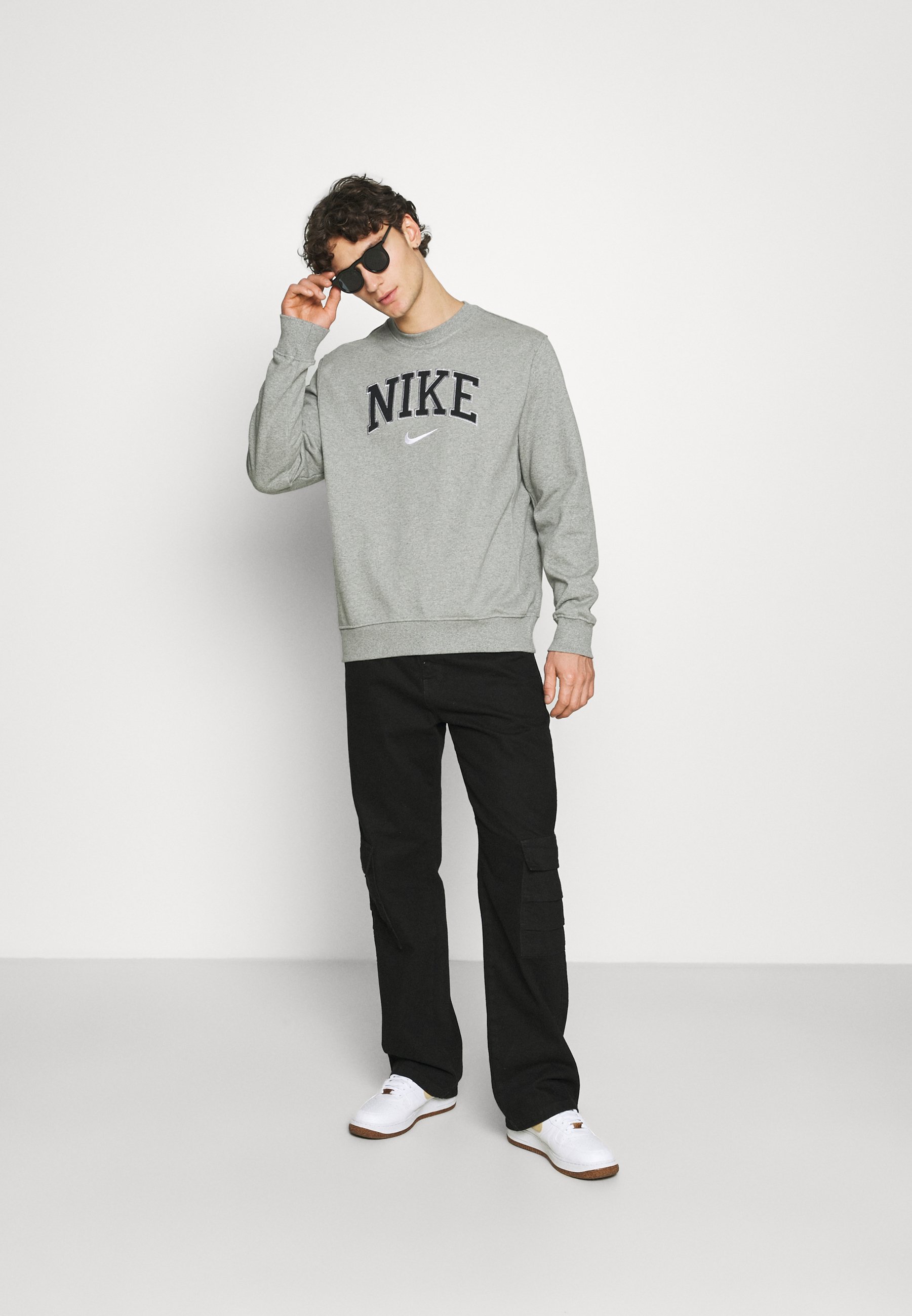 nike retro crew bluza