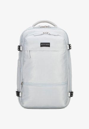 Lichtgrijze rechthoekige rugzak met voorritszakken, zijdelingse compressiebanden, bovenhandvat en "WITTCHEN" logo patch gecentreerd boven de zak.