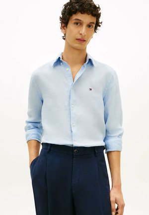 REGULAR FIT WASHED PURE - Skjorter - sky blue