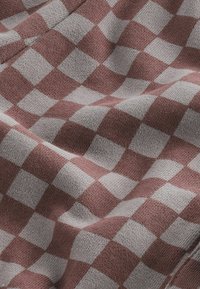 Next REGULAR FIT - AND CHECKERBOARD JOGGER SET - Tepláková súprava - grey