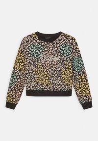 Bluza w print w panterę w różnych kolorach (różowy, żółty, turkusowy) na czarnym tle; posiada okrągły dekolt i ściągacze przy mankietach.