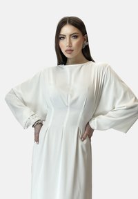 Elara ABAYA - Vestido largo - weiß