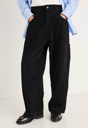 BLACK SKULL COLOSSUS - Calças - black