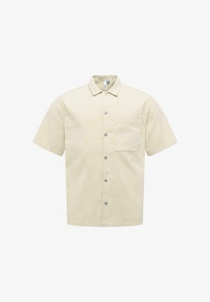 Beige overhemd met korte mouwen, knopen, kraag en één borstzak, weergegeven op een witte achtergrond.