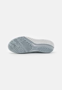 ASICS GEL-RESOLUTION 9 - Tennissko til multicourt - white/black