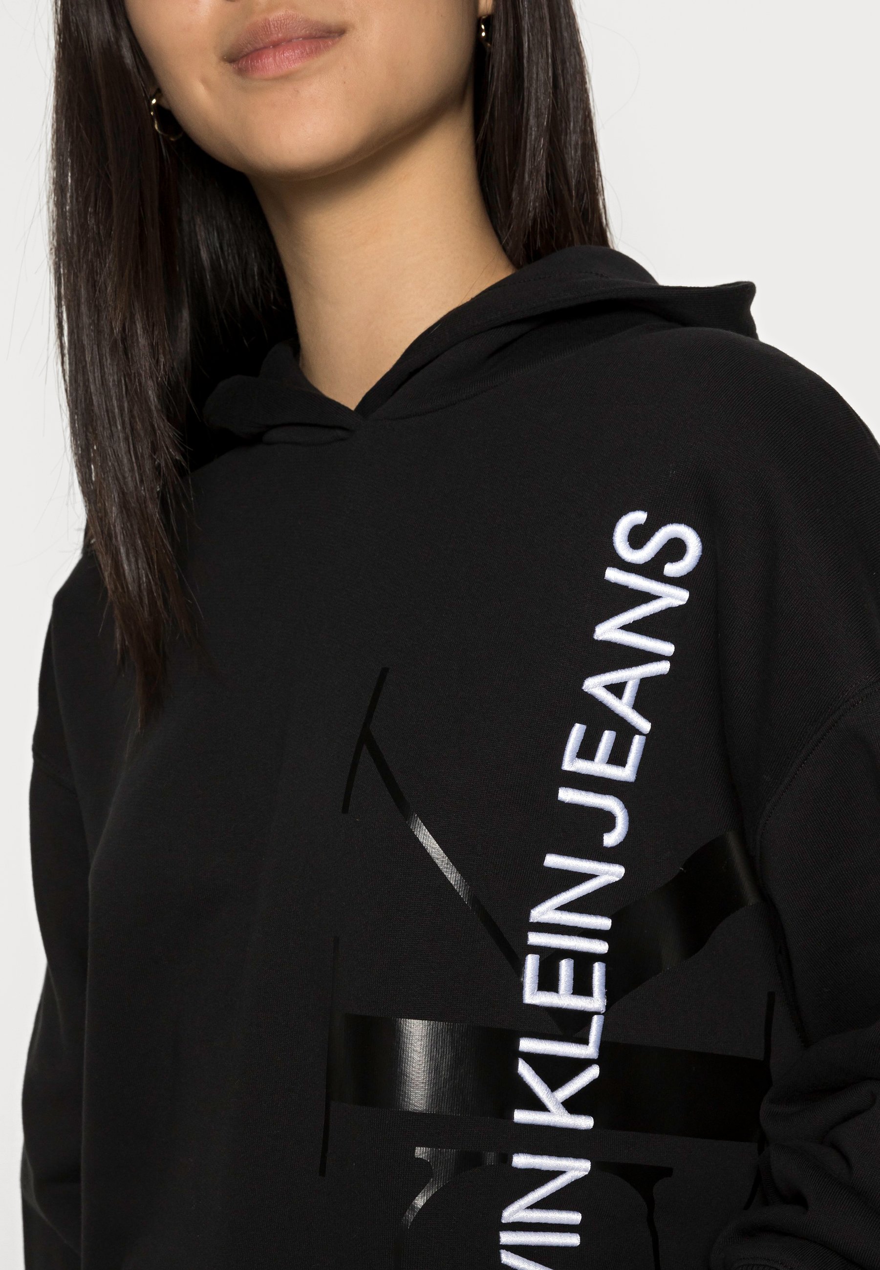 Calvin Klein Jeans VERTICAL MONOGRAM HOODIE - Sudadera - black/negro -  Zalando.es