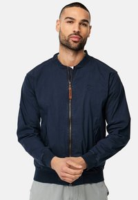 INDICODE JEANS  INORNEL granatowy