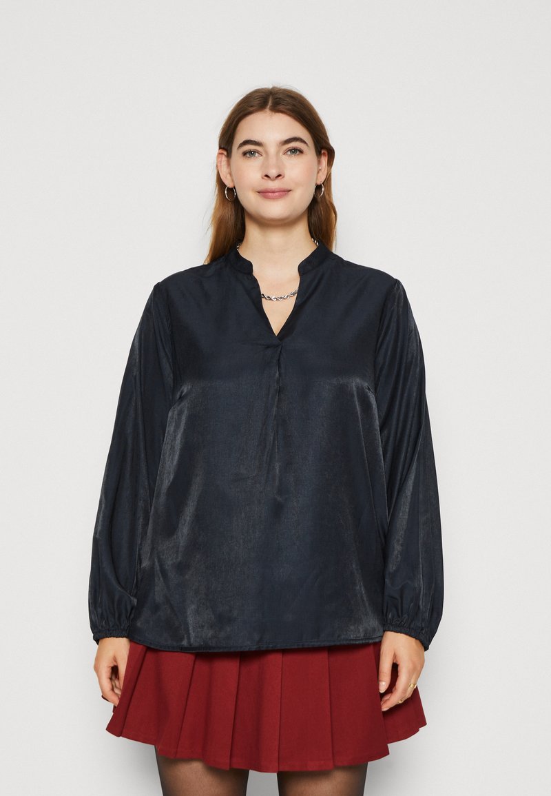 Ónly Carmakoma Alba blouse forrest night green