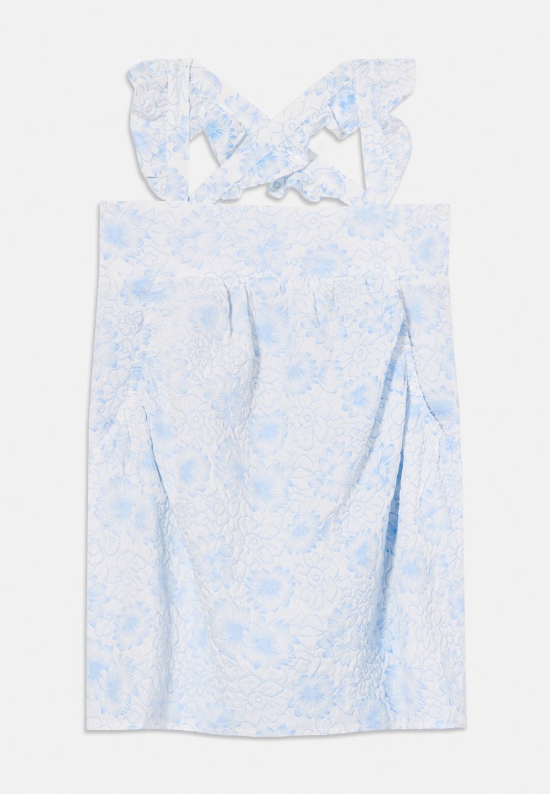 Haljina s cvjetnim uzorkom u svijetloplavoj i bijeloj boji, koja ima volanaste naramenice, uski korzet i nabranim suknjom s bočnim džepovima.