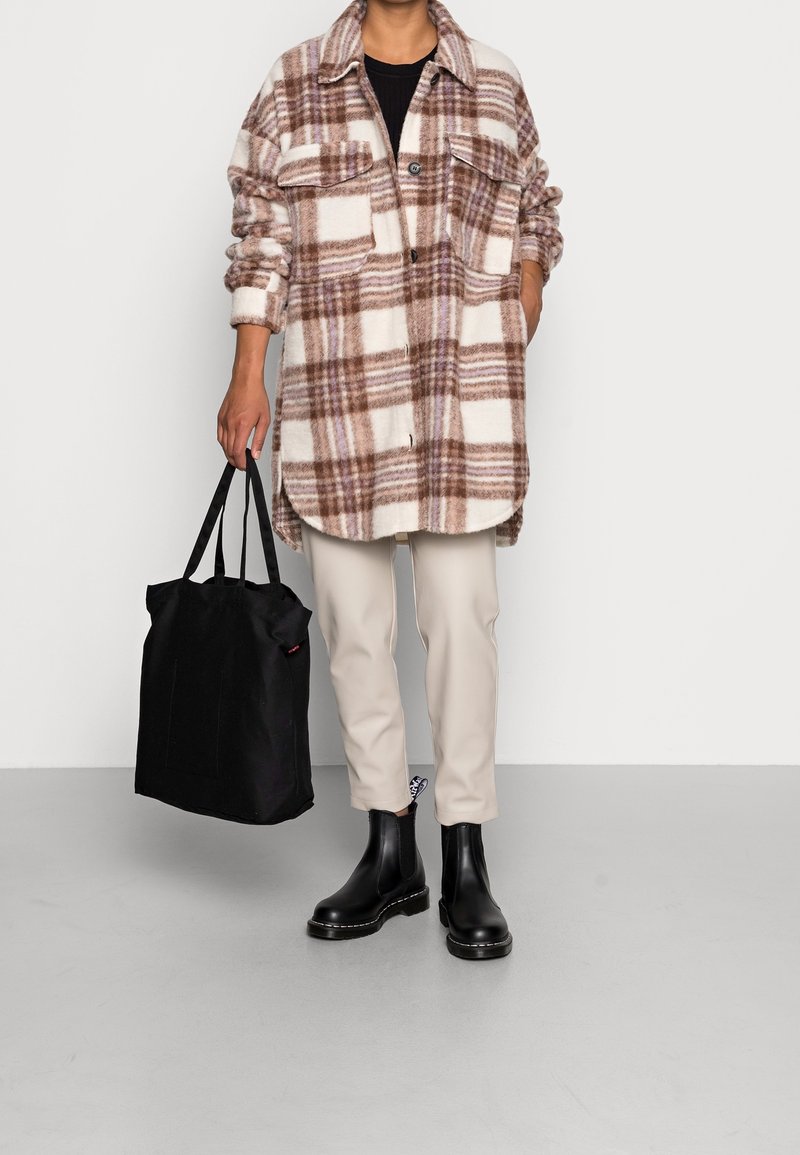 Only Jacke Hemdjacke Damen Kariert Braun ONLY Leichte Jacke Brown