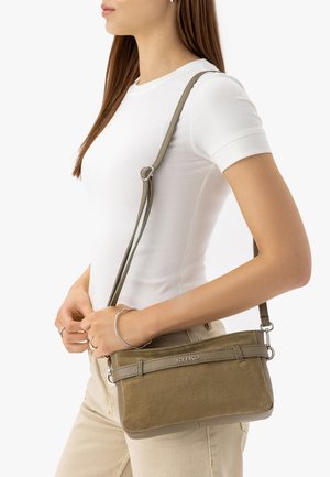 RYŁKO Skuldertasker - olive