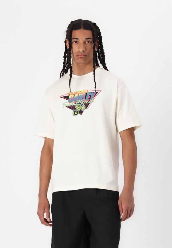 NEW RETRO TEE - Print T-shirt