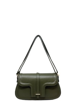 Borsa a tracolla in pelle verde scuro con chiusura a pattina e tracolla sottile, caratterizzata da sottili dettagli in metallo dorato.