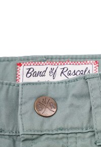 Band of Rascals Szorty