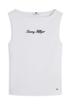 Witte mouwloze top met boothals, "Tommy Hilfiger" in zwarte letters geborduurd over de borst, klein Tommy Hilfiger-logo bij de zoom.