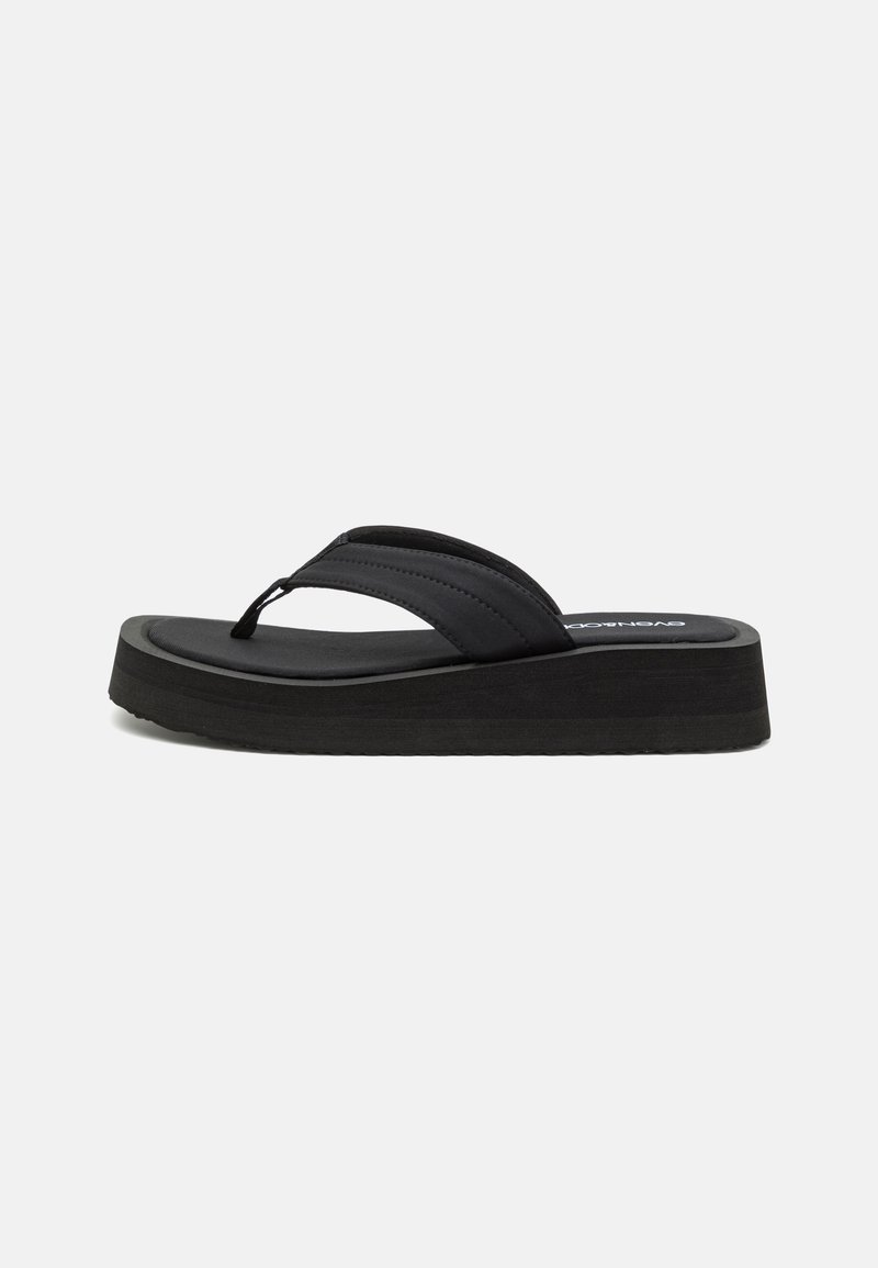 Even&Odd Wide Fit Sandalai su T formos dirželiu - black