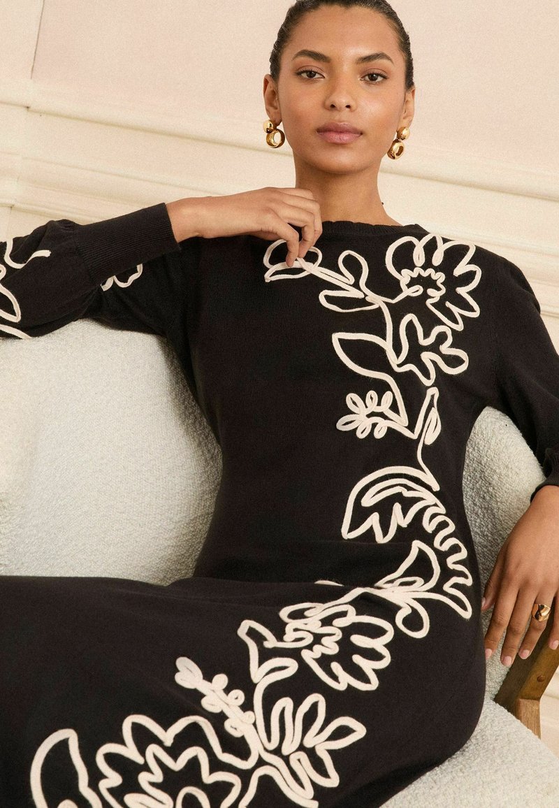 embroidered cornelli tape woven dress LADIES WOVEN DRESS main image 0