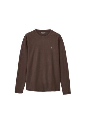 Camisa marrón de manga larga hecha de algodón. Cuenta con cuello redondo y un pequeño logotipo en el pecho izquierdo. Textura suave con detalles cosidos.