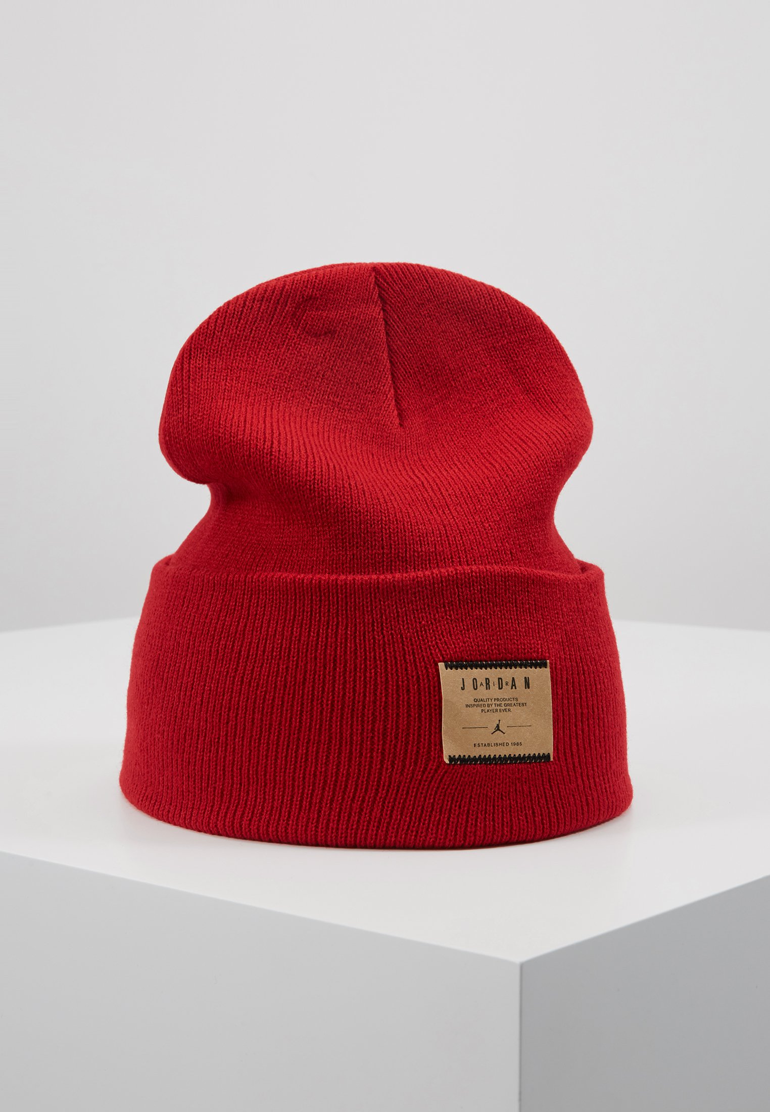 bonnet jordan rouge