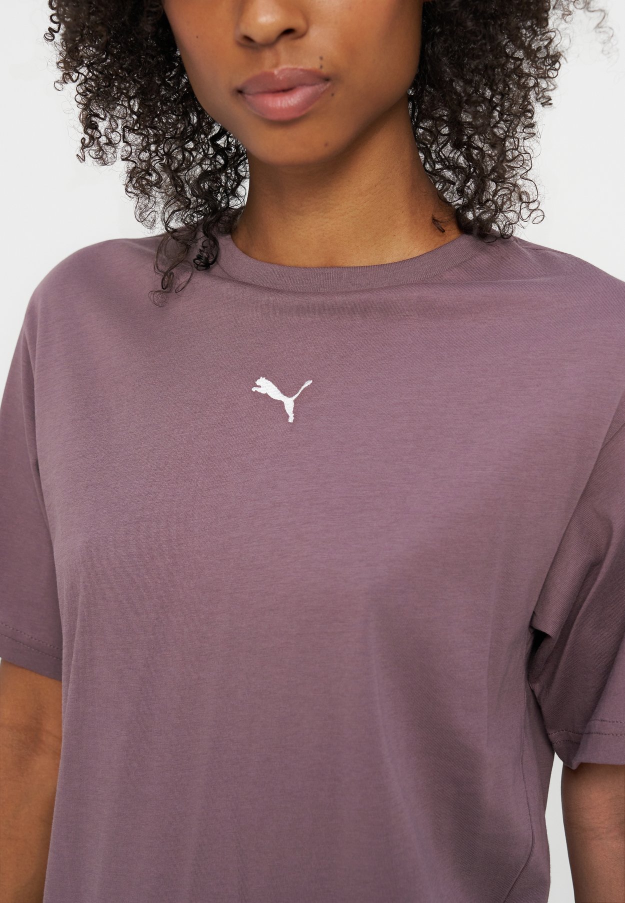RELAXED FIT