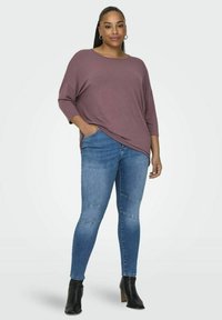 ONLY Carmakoma CARLAMOUR  liliowy melanż