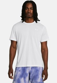 Under Armour - LAUNCH SHORTSLEEVE - T-Shirt sport - white Immagine in miniatura 1
