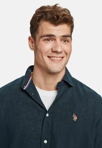U.S. Polo Assn. BOLT - Shirt - dark sapphire
