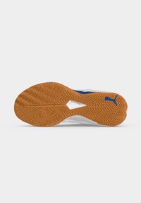 Puma SOLARFLASH  - Παπούτσια βόλεϊ - white/royal sapphire/light lavender