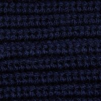 Tissu texturé bleu marine avec une apparence épaisse et tissée. Présente des fils doux créant un motif en relief.