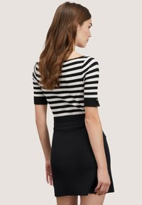 Motivi T-shirt con stampa - nero