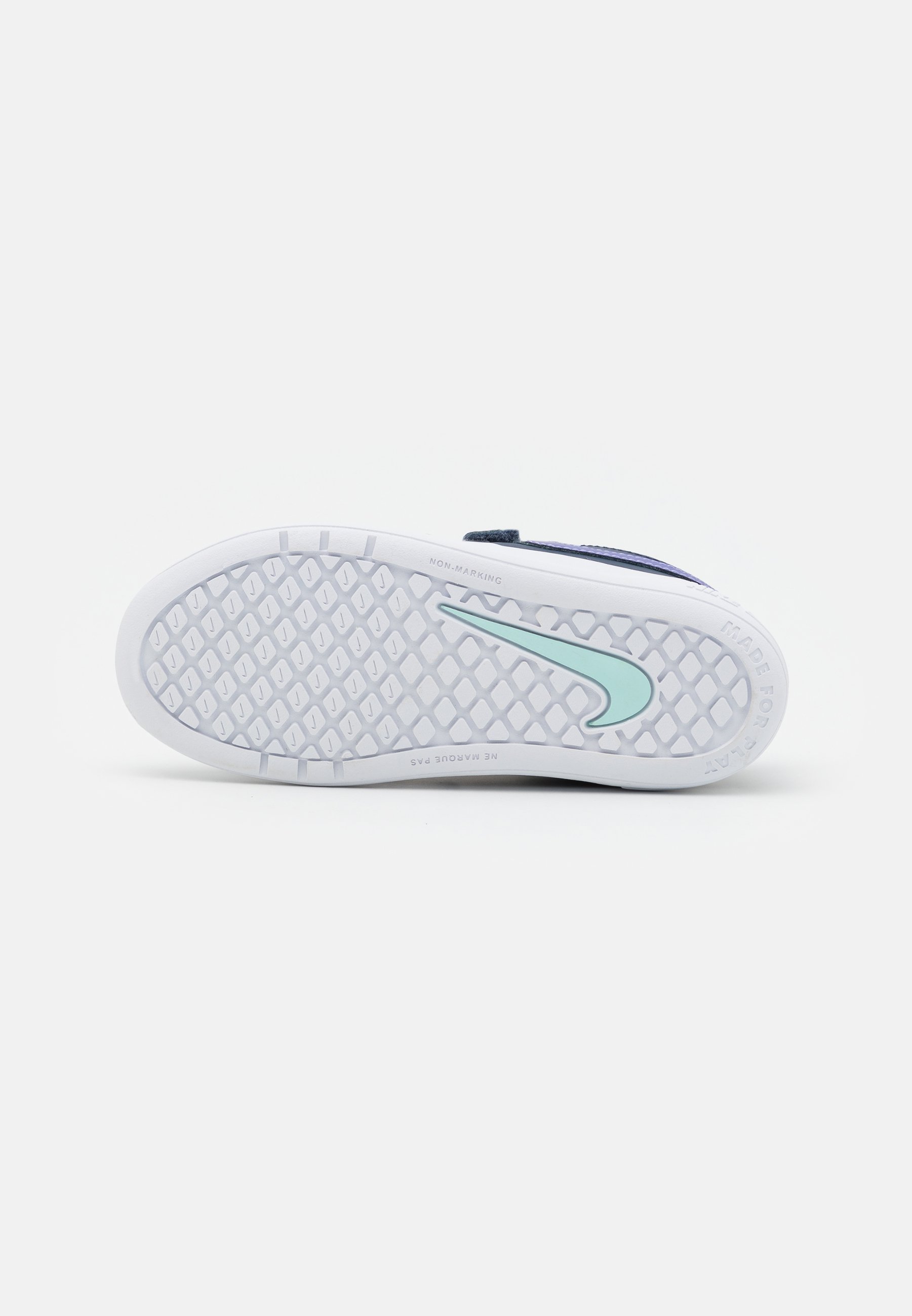 zalando nike pico 5