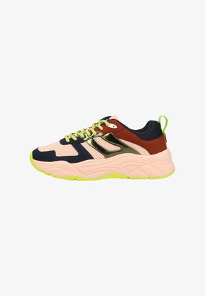 Low-top sneaker with peach mesh, navy and rust overlays, metallic gold accents, neon yellow laces and sole, and black padded collar.