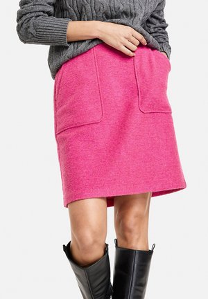 A-line skirt - hot pink