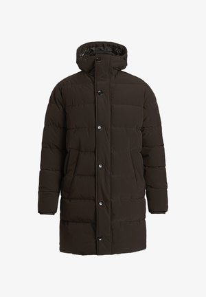 Braune Steppjacke mit Kapuze, kreuzstichähnlichem Design, Vorderknöpfen und seitlichen Taschen. Glatte Textur und mittellange Länge bis zur Mitte des Oberschenkels.