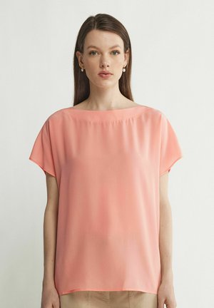 MIT U-BOOT-AUSSCHNITT - T-shirt - bas - hellrosa light peach pink